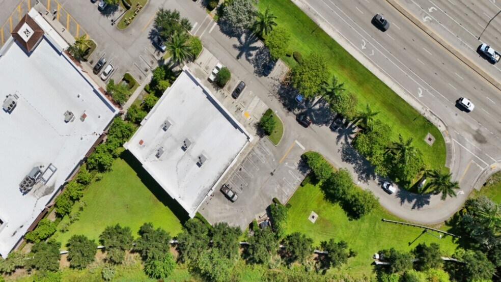 More Photos Of 4100 N University Dr, Cooper City Storefront For Sale