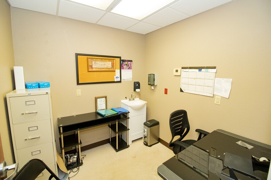 More Photos Of 224 E Central Ave, Andover Rehabilitation Center For Sale