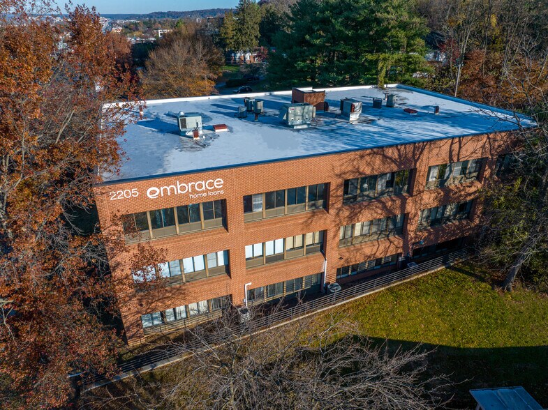 More Photos Of 2205 York Rd, Timonium Medical For Lease