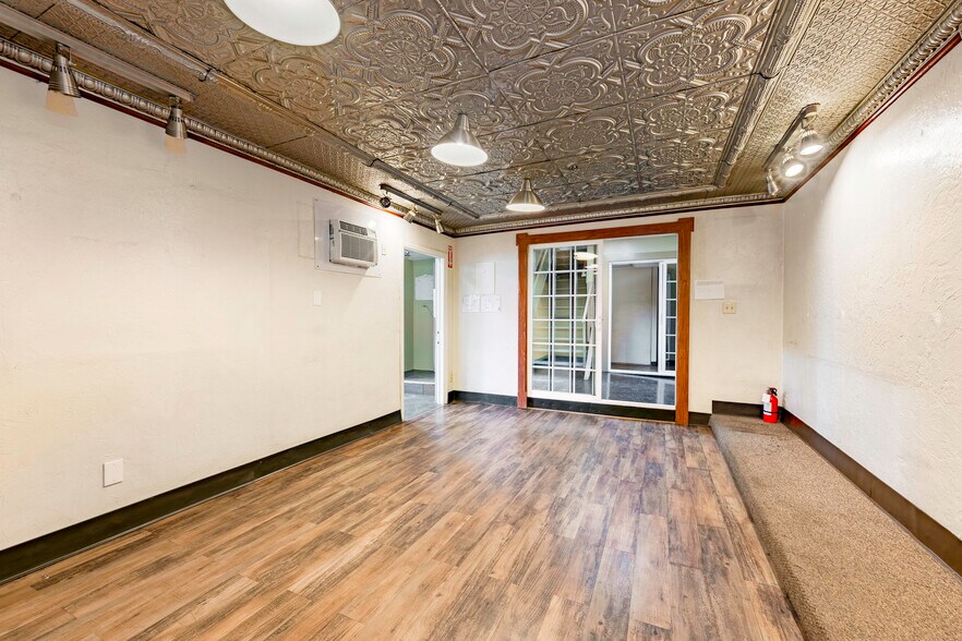 More Photos Of 1700 W Anaheim St, Long Beach Manufacturing For Lease