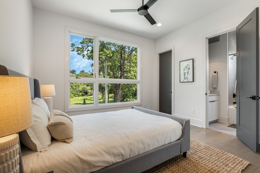More Photos Of 2118 C-D Cliff dr, Nashville Apartments For Sale