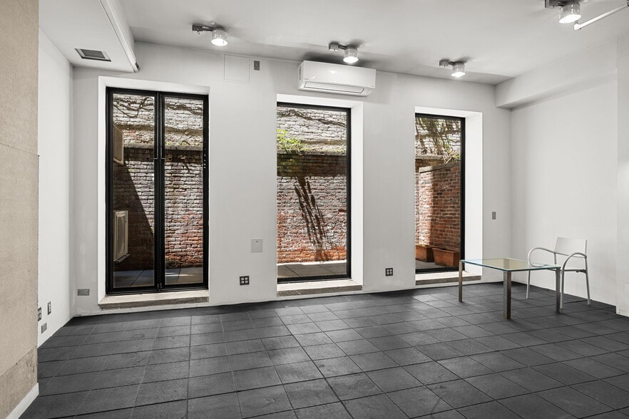 More Photos Of 37 Greene St, New York Apartments For Sale