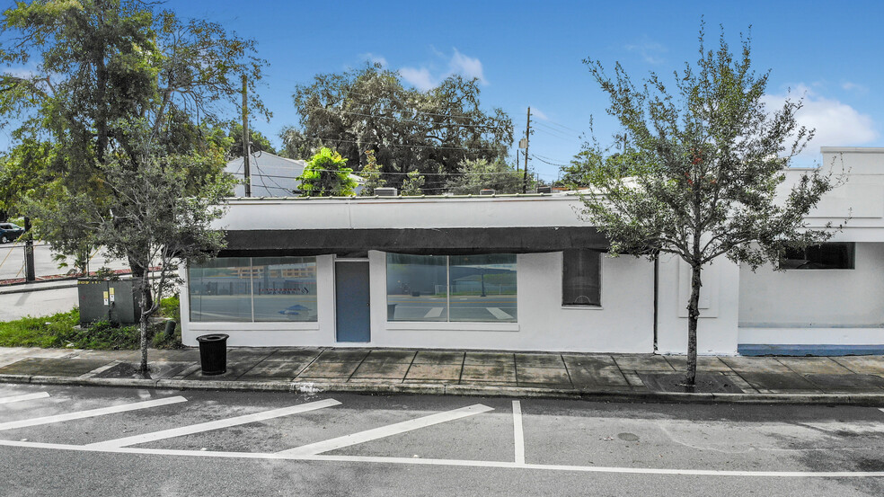 Primary Photo Of 1118 W Church St, Orlando Showroom For Lease