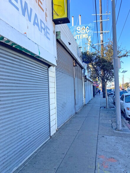 More Photos Of 5612-5616 Santa Monica Blvd, Los Angeles General Retail For Lease
