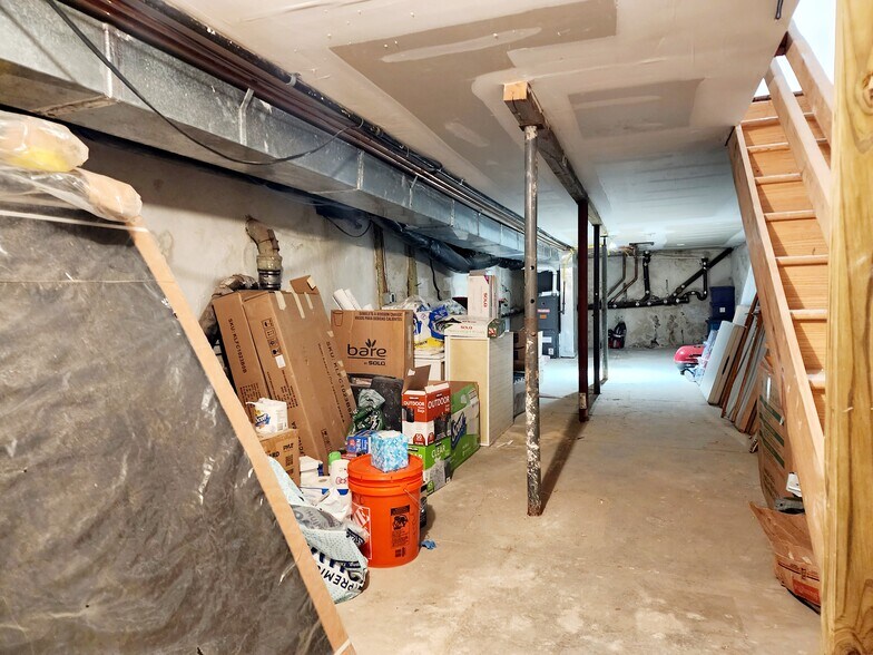 More Photos Of 2709 E Allegheny Ave, Philadelphia Office Residential For Sale