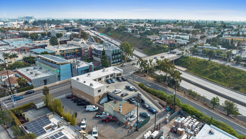 More Photos Of 1718-1720 20th St, Santa Monica Storefront Retail Office For Sale