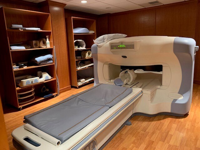 More Photos Of 2390 NW 7th St, Miami Medical For Sale