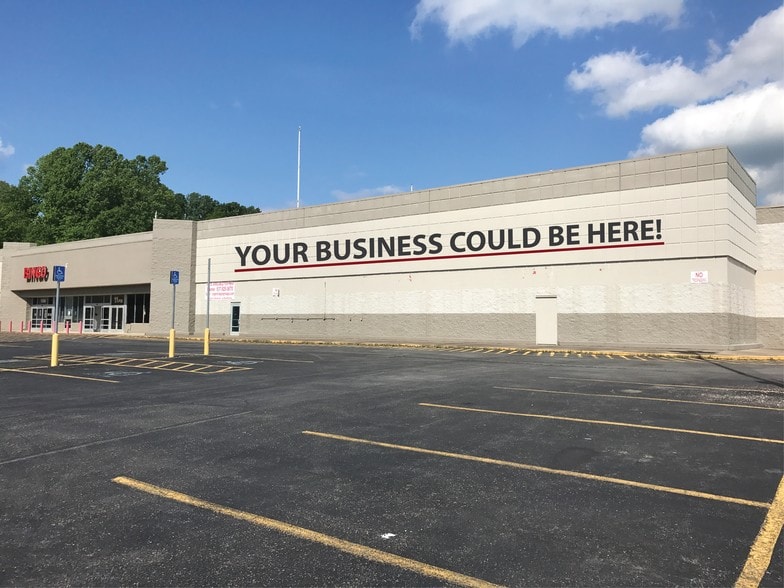 Primary Photo Of 1556 E Main St, Oak Hill Showroom For Lease