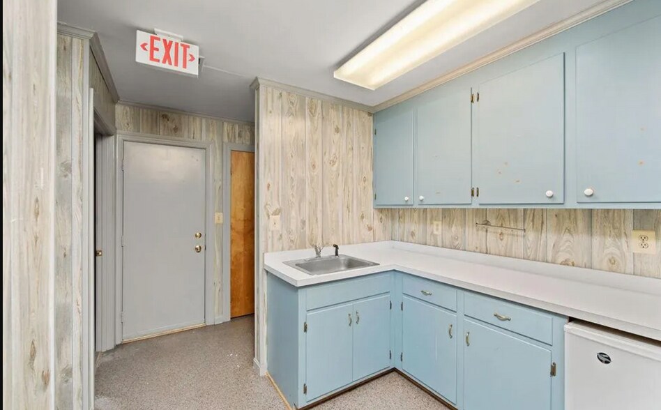 More Photos Of 7226-7230 Centreville Rd, Manassas Loft Creative Space For Lease