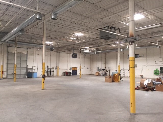 More Photos Of 1430 Vanderbilt Dr, El Paso Warehouse For Lease