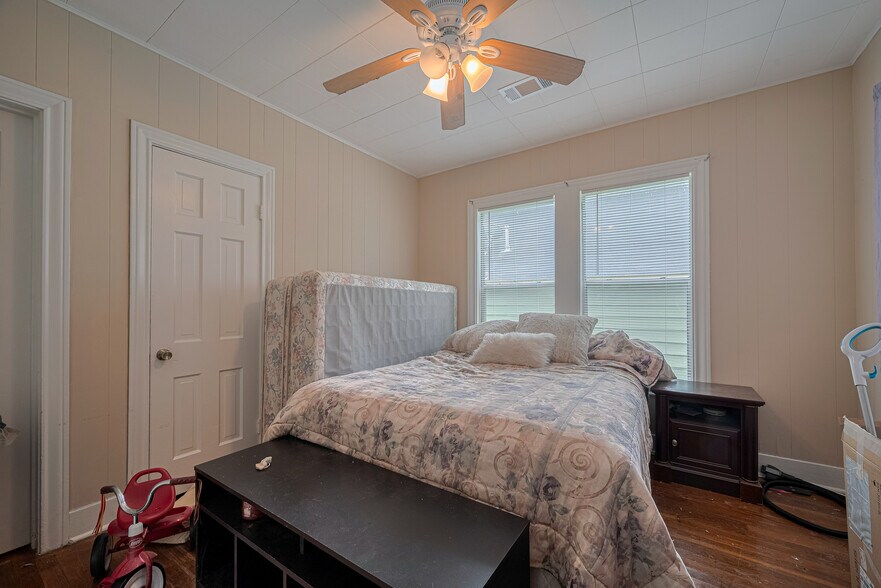 More Photos Of , Wharton Multifamily For Sale