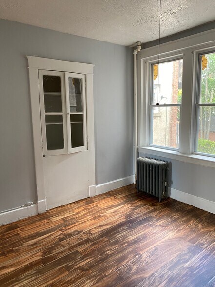 More Photos Of 57 Whiting St, New Britain Apartments For Lease