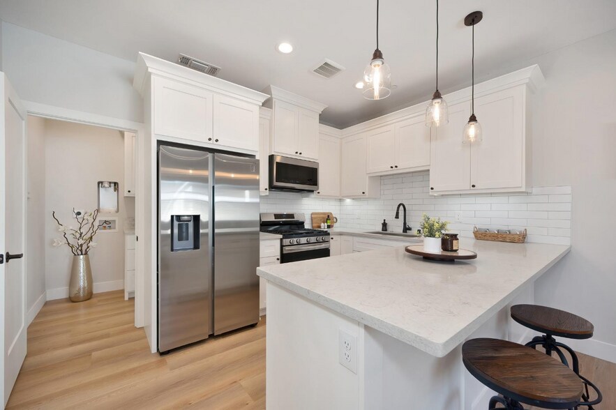 More Photos Of 908 Bidwell St, Folsom Multifamily For Sale