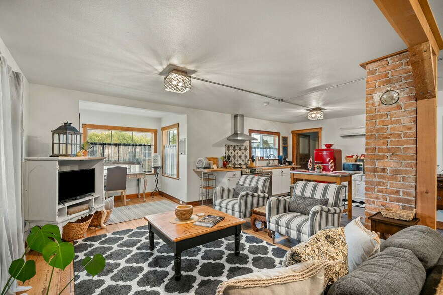 More Photos Of 510 E Main Ave, Chewelah Lodge Meeting Hall For Sale