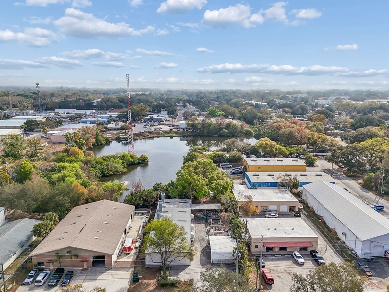 More Photos Of 1060 Harbor Lake Dr, Safety Harbor Light Manufacturing For Sale