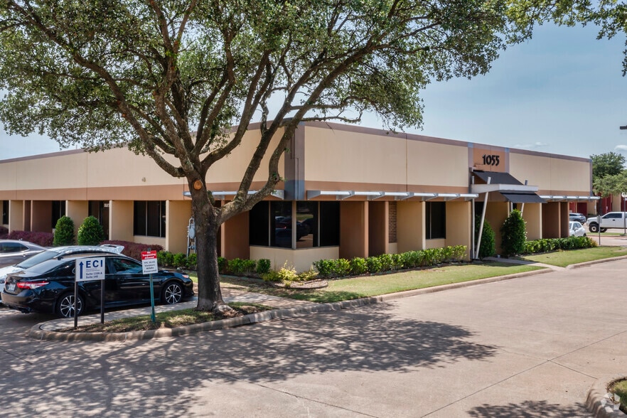 More Photos Of 1055 S Sherman St, Richardson Office For Lease
