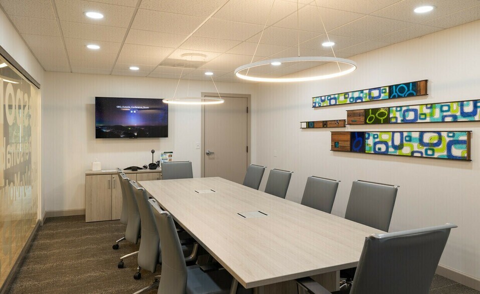 More Photos Of 5580 Monroe St, Sylvania Office For Sale