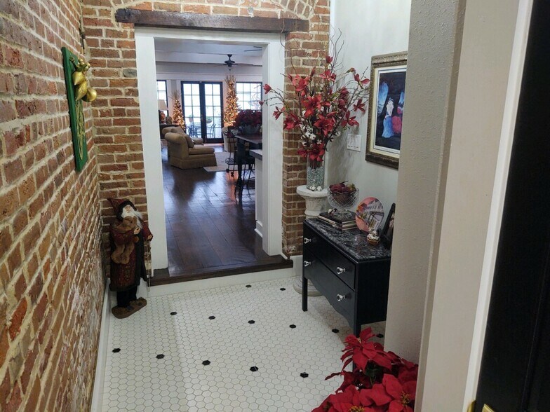 More Photos Of 217 23rd St, Galveston Apartments For Sale