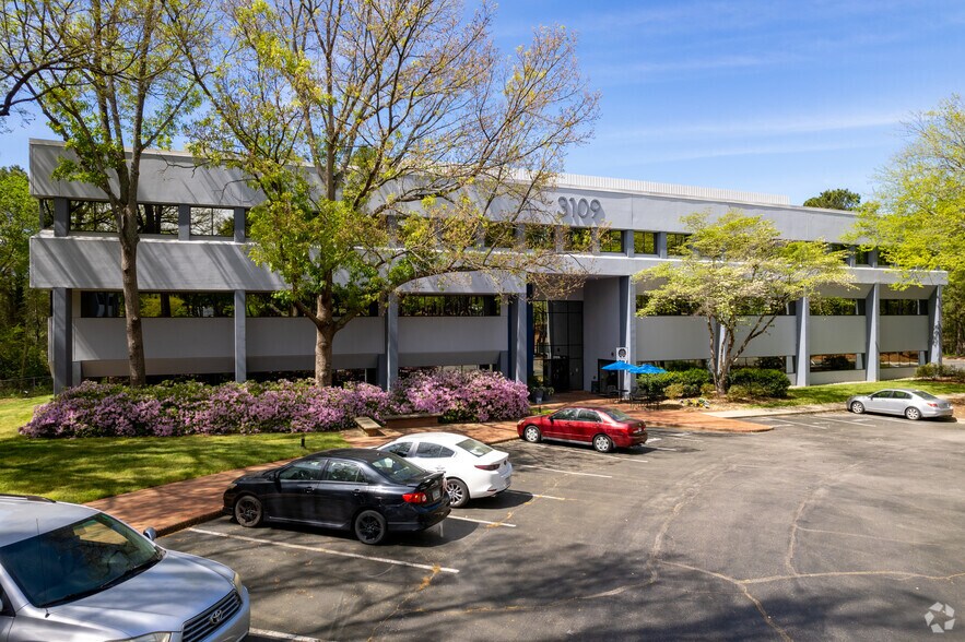 More Photos Of 3101 Poplarwood Ct, Raleigh Unknown For Lease