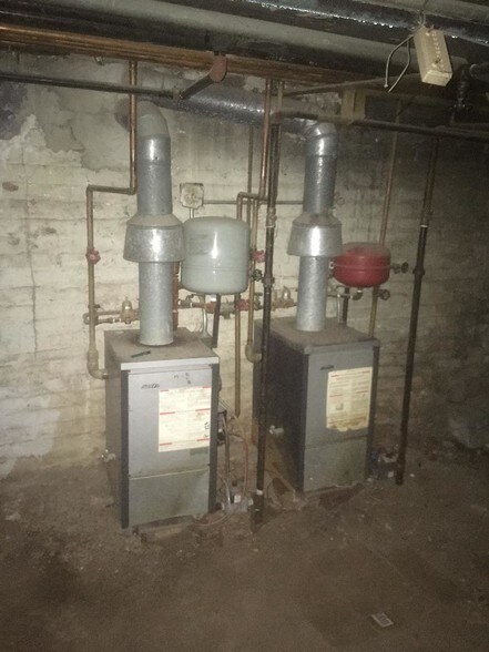 More Photos Of 1937 McDonald Ave, Brooklyn Storefront Retail Office For Lease