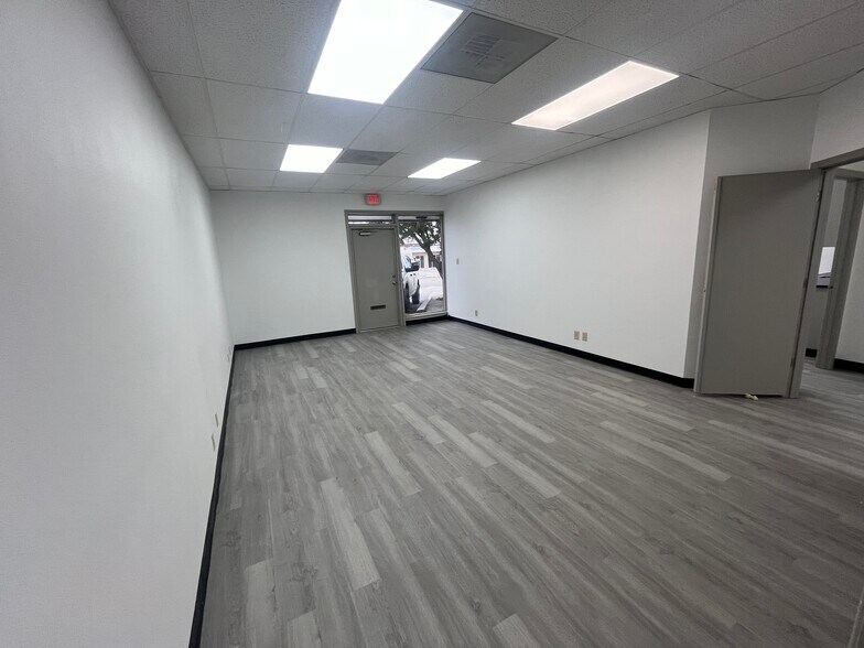 More Photos Of 4239-4276 Centergate St, San Antonio Unknown For Lease