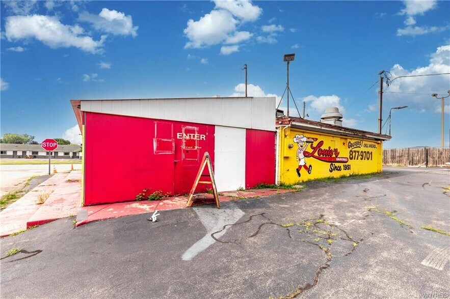 More Photos Of 69 Grand Island Blvd, Tonawanda Fast Food For Sale