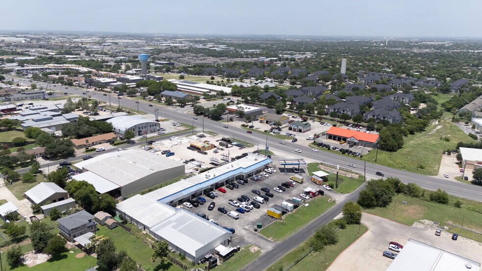 More Photos Of 2316 Pecan St W, Pflugerville Carwash For Sale