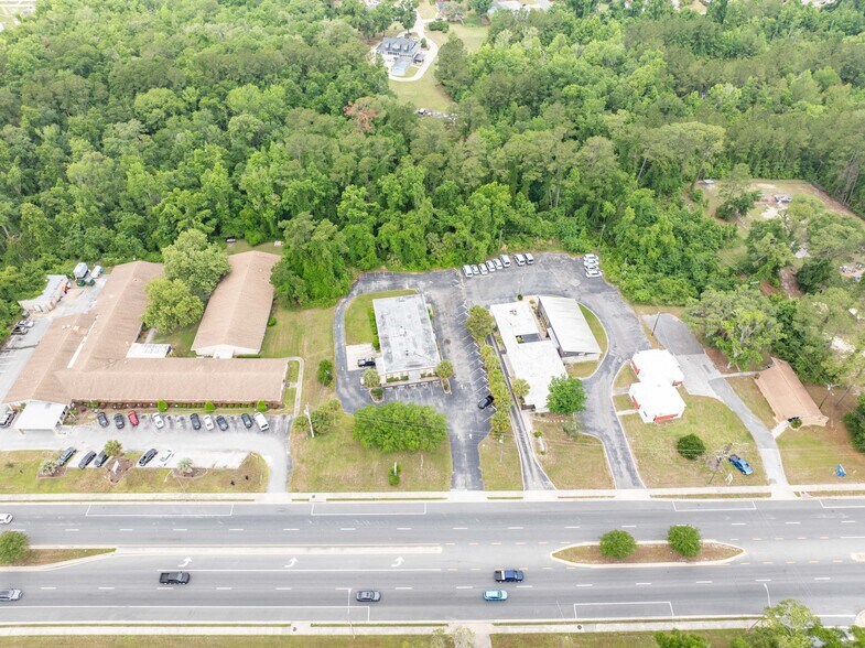 More Photos Of 1226 SW Main Blvd, Lake City Medical For Sale