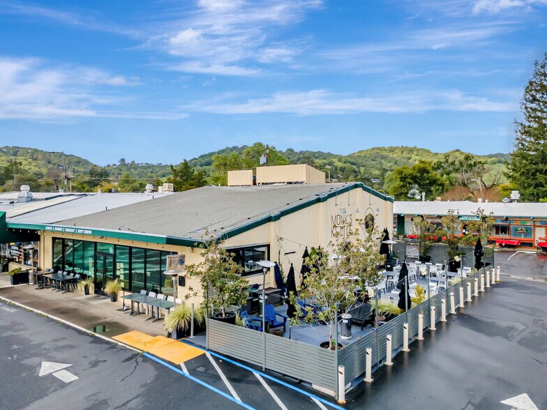 More Photos Of 621-655 Del Ganado Rd, San Rafael Storefront For Sale