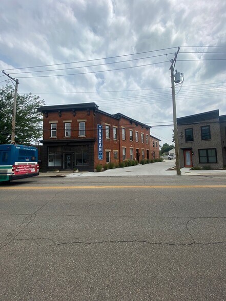 Primary Photo Of 305 W Pike St, Covington Storefront Retail Residential For Lease