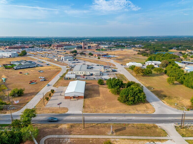 More Photos Of 10450 E Bankhead Hwy, Aledo Flex For Sale