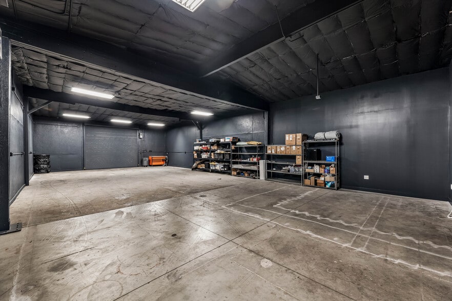 More Photos Of 15131 Illinois Ave, Paramount Warehouse For Sale