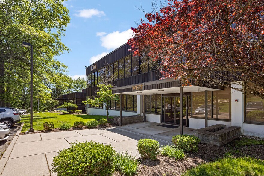 More Photos Of 136 Summit Ave, Montvale Office For Lease