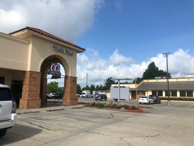 More Photos Of 3930 Burbank Dr, Baton Rouge Fast Food For Lease