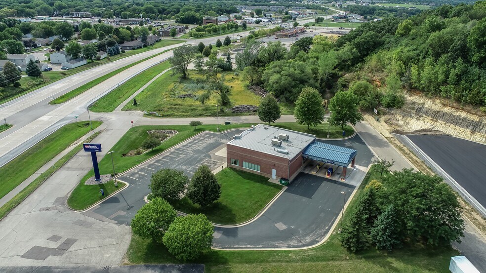 More Photos Of 3376 Northern Valley Pl NE, Rochester Office For Sale