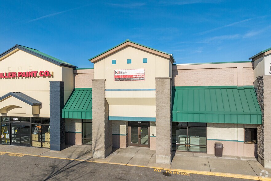 More Photos Of 225-255 W Appleway Ave, Coeur d'Alene General Retail For Sale