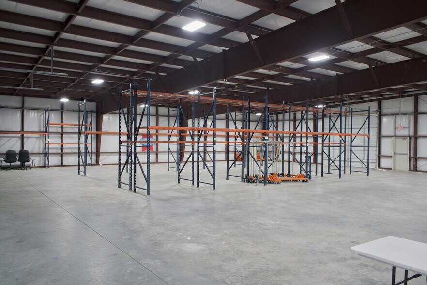 More Photos Of 8717 Humble Westfield Rd, Humble Warehouse For Sale