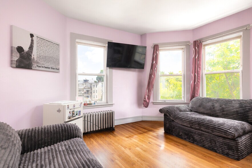 More Photos Of 342-344 Bowdoin St, Boston Apartments For Sale