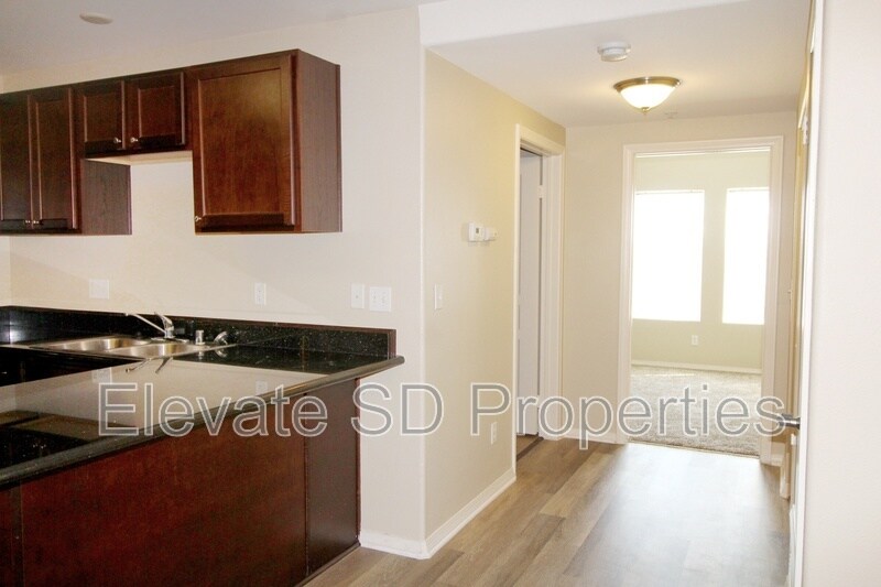 More Photos Of 819-825 D Ave, National City Apartments For Lease