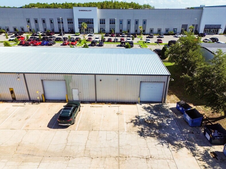 More Photos Of 855 Dunbar Ave, Oldsmar Warehouse For Lease