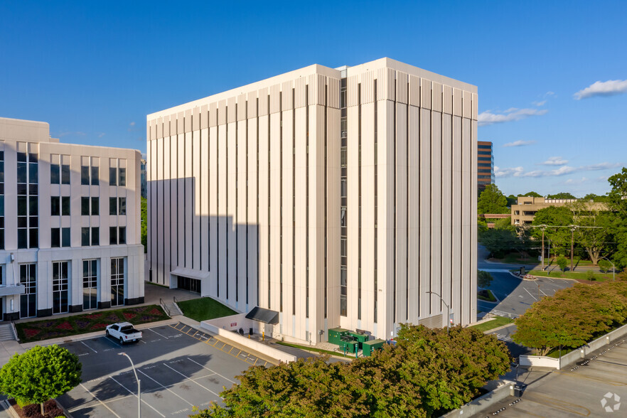 Primary Photo Of 5970 Fairview Rd, Charlotte Office For Lease