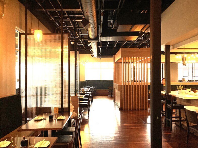 More Photos Of 1030 W John Carpenter Fwy, Irving Freestanding For Sale