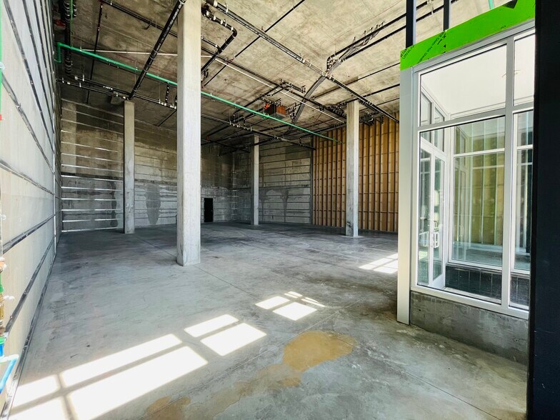 More Photos Of 3093 Broadway, Oakland Apartments For Lease
