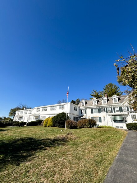 More Photos Of 400 Stenton Ave, Plymouth Meeting Office For Sale