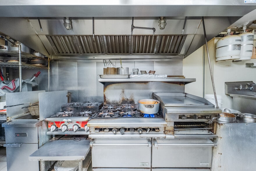 More Photos Of La Strada Cafe, Branchburg Restaurant For Sale