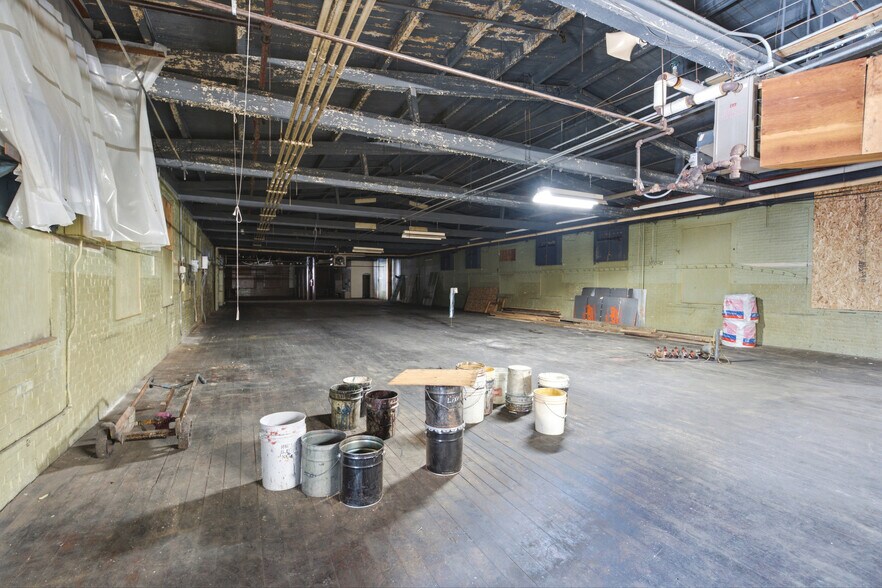 More Photos Of 59 Foundry St, Central Falls Manufacturing For Sale