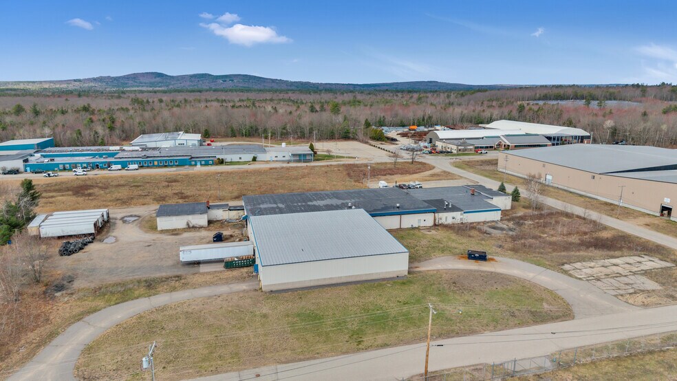 More Photos Of 38 Rainbow Ln, Sanford Warehouse For Sale