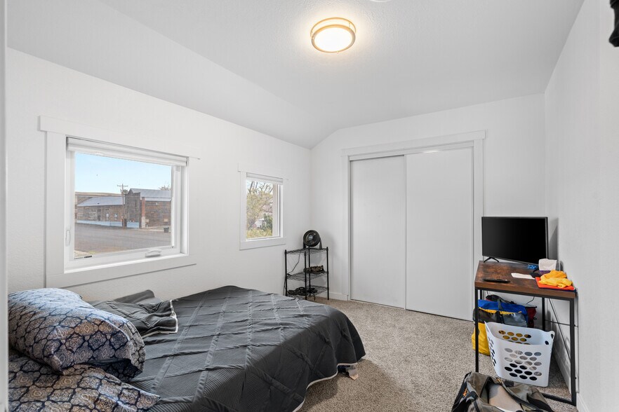 More Photos Of 105 Arcade, Lexington Apartments For Sale