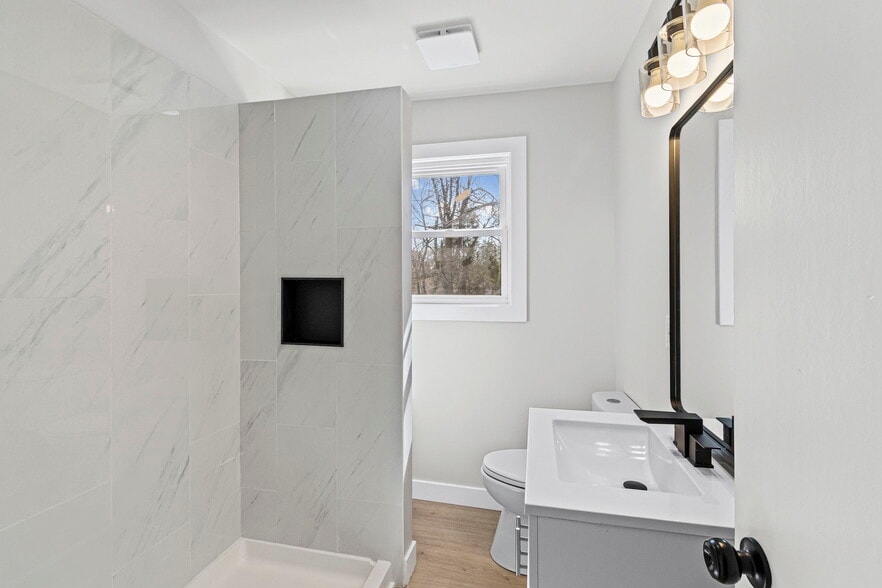 More Photos Of 2015 NW 50th St, Northmoor Religious Facility For Sale