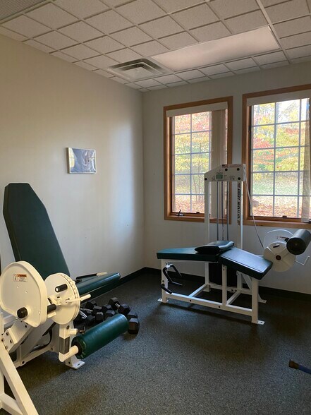 More Photos Of 1720 Abbey Rd, East Lansing Medical For Sale